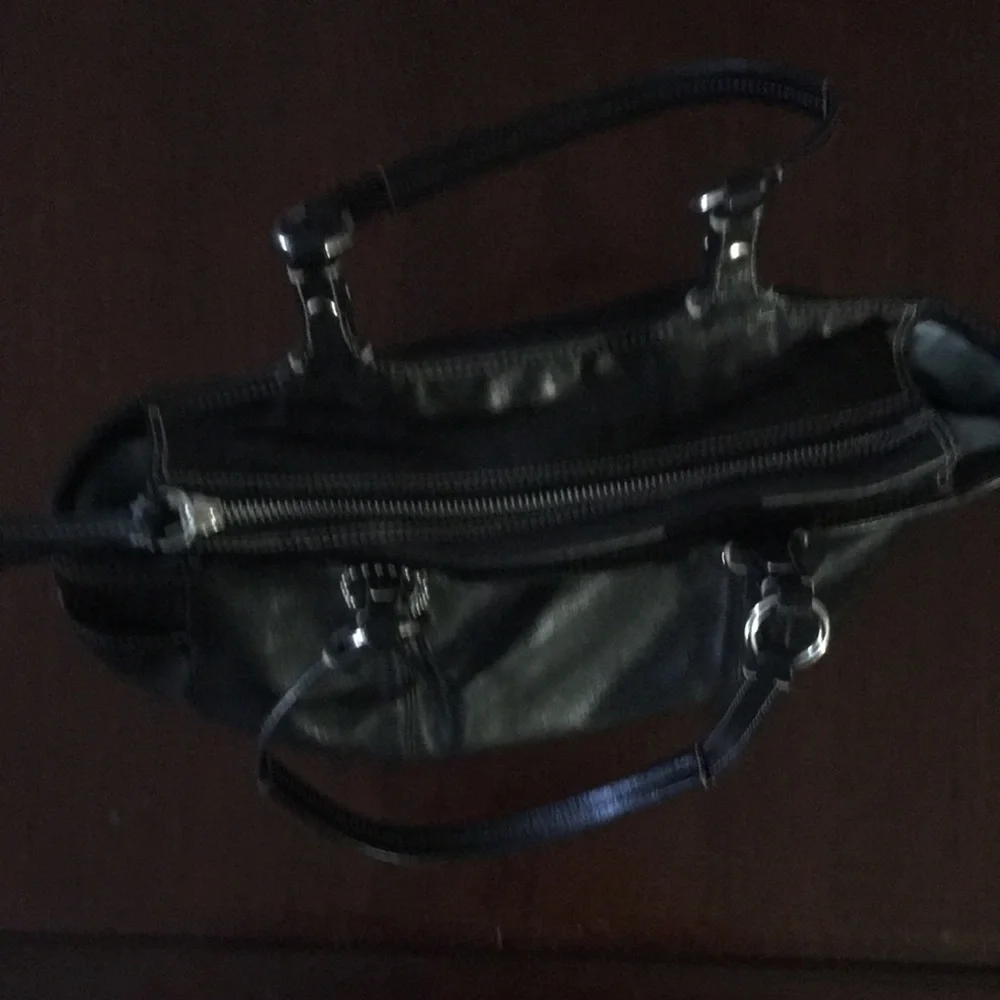 Coach - Picture 4 of 5